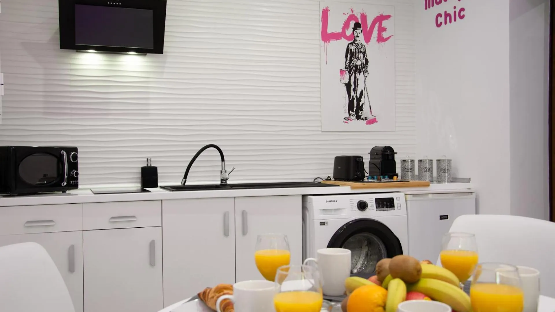 Malaga Chic Jacuzzi Y Playa Apartment